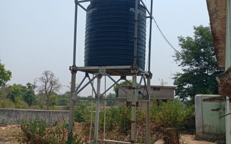 ୬ମାସ ହେଲା ସୋଲାର ଟାଙ୍କି ଅଚଳ ହୋଇ ବନ୍ଦ ପଡି ରହିଛି।ମଧ୍ୟାହ୍ନ ଭୋଜନ ଓ ବଗିଚା ରେ ଜଳ ସିଞ୍ଚନ ପାଇଁ ଘୋର ସମସ୍ୟା
