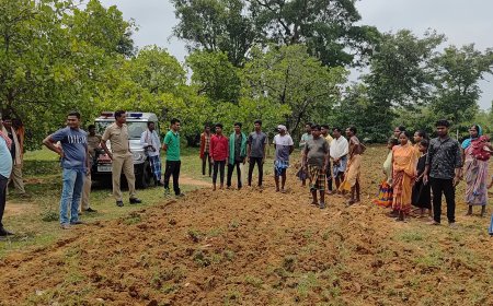 ନ୍ୟାୟ ଅପେକ୍ଷାରେ ନିରୀହ ଆଦିବାସୀ । ଦଲାଲ ମାଲେମାଲ ଗରିବ ବେହାଲ ।