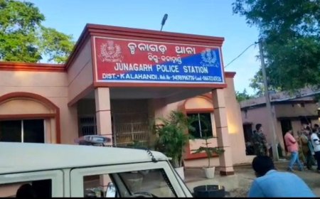 ଟ୍ରକ ଧକ୍କାରେ ବୃଦ୍ଧ ମୃତ, ଓଟୋ ଚାଳକ ଗୁରୁତର