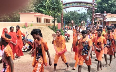 ଚନ୍ଦନଧାରା ଶୈବପୀଠରେ ଭକ୍ତ ଶ୍ରଦ୍ଧାଳୁଙ୍କ ପ୍ରବଳ ଭିଡ଼ ।