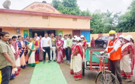 ଉନ୍ନୟନ ମୂଳକ କାମ ଦେଖି କେନ୍ଦ୍ର ରୁ ଆସିଥିବା ପ୍ରଶାସନ,ବ୍ଲକ ଅଧିକାରୀଙ୍କୁ ଧନ୍ୟବାଦ କହିଥିଲେ l