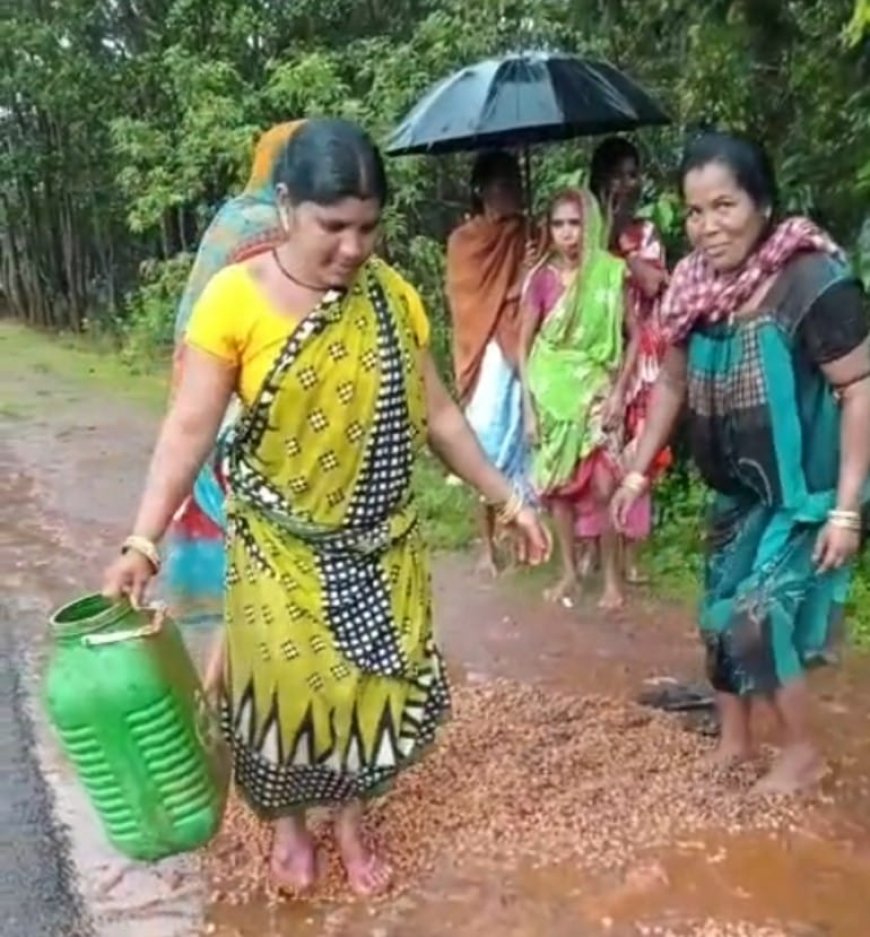 ତେଜିଲା ମଦ ବିରୋଧୀ ଆନ୍ଦୋଳନ  I ଘରଘର ପସି ମଦ ପୋଚ ଓ ମହୁଲି ମଦ କୁ ନଷ୍ଟ କଲେ ସ୍ୱୟଂ ସହାୟକ ଗୋଷ୍ଠିର ମହିଳା I