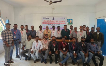 ନବରଙ୍ଗପୁର,ଓଡିଶା କର୍ମଜୀବି ସାମ୍ବାଦିକ ସଙ୍ଘର ଜିଲ୍ଲା କାର୍ଯ୍ୟକାରିଣୀ  ବୈଠକ ଅନୁଷ୍ଠିତ ।