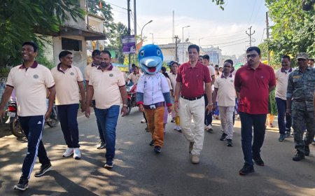 ନବରଙ୍ଗପୁର ଠାରେ ସାଇବର ସୁରକ୍ଷା ସମ୍ବନ୍ଧୀୟ ସଚେତନତା ପଦଯାତ୍ରା ଅନୁଷ୍ଠିତ ।