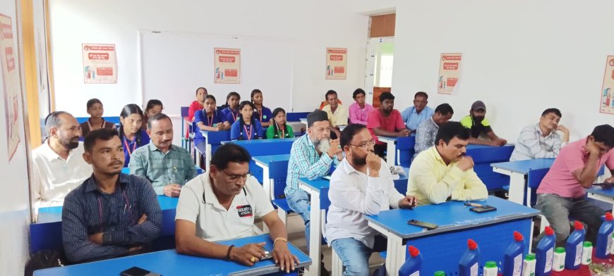 ଗାନ୍ଧୀ ଜୟନ୍ତୀରେ କଳାହାଣ୍ଡିରେ ରେକିଟ୍ ଓ ଅମର ଜ୍ୟୋତି ଫାଉଣ୍ଡେସନ୍‍ ପକ୍ଷରୁ ସ୍କୁଲ୍  ହାଇଜିନ୍‍ ଶିକ୍ଷା କାର୍ଯ୍ୟକ୍ରମ ର ଶୁଭାରମ୍ଭ l ଗାନ୍ଧୀଜୟନ୍ତୀ ଅବସରରେ  ଡେଟଲ୍ ସ୍କୁଲ୍ ସ୍ୱଚ୍ଛ ଶିକ୍ଷା କାର୍ଯ୍ୟକ୍ରମ ଜିଲ୍ଲା ସରକାରୀ ବାଳିକା ଉଚ୍ଚ ବିଦ୍ୟାଳୟ, ଭବାନୀପାଟନା ଠାରେ ଅନୁଷ୍ଠିତ ହୋଇଯାଇଛି l