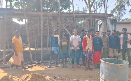 ନିମ୍ନ ମାନର ଶ୍ରେଣୀ ଗୃହ ନିର୍ମାଣ ଅଭିଯୋଗ ଆଣିଲେ ଗ୍ରାମବାସୀ।