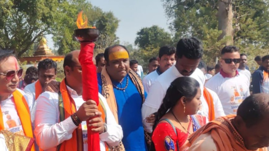 ସାଂସଦ ଖେଳ ମହୋତ୍ସବ ପାଇଁ ଡାବୁଗାଁ ରେ ମୋଶାଲ୍ ଶୋଭାଯାତ୍ରା।