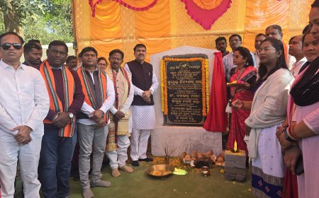 ଗଣଶିକ୍ଷା ମନ୍ତ୍ରୀଙ୍କ ହସ୍ତରେ 200ଶଯ୍ୟା ବିଶିଷ୍ଟ ଛାତ୍ରୀ ନିବାସୀର ଭିତ୍ତି ପ୍ରସ୍ତର ସ୍ଥାପନ ।