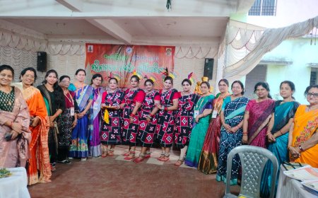 ୨୮ତମ କଳାହାଣ୍ଡି ଉତ୍ସବ ଘୁମୁରା-୨୦୨୬ ଅବସରରେ ମହିଳାଙ୍କ ମଧ୍ୟରେ ବିଭିନ୍ନ ପ୍ରତିଯୋଗିତା    ବିଭୋର କଲା ଏକକ ଅଭିନୟ ଓ ଦଳଗତ ନୃତ୍ୟ