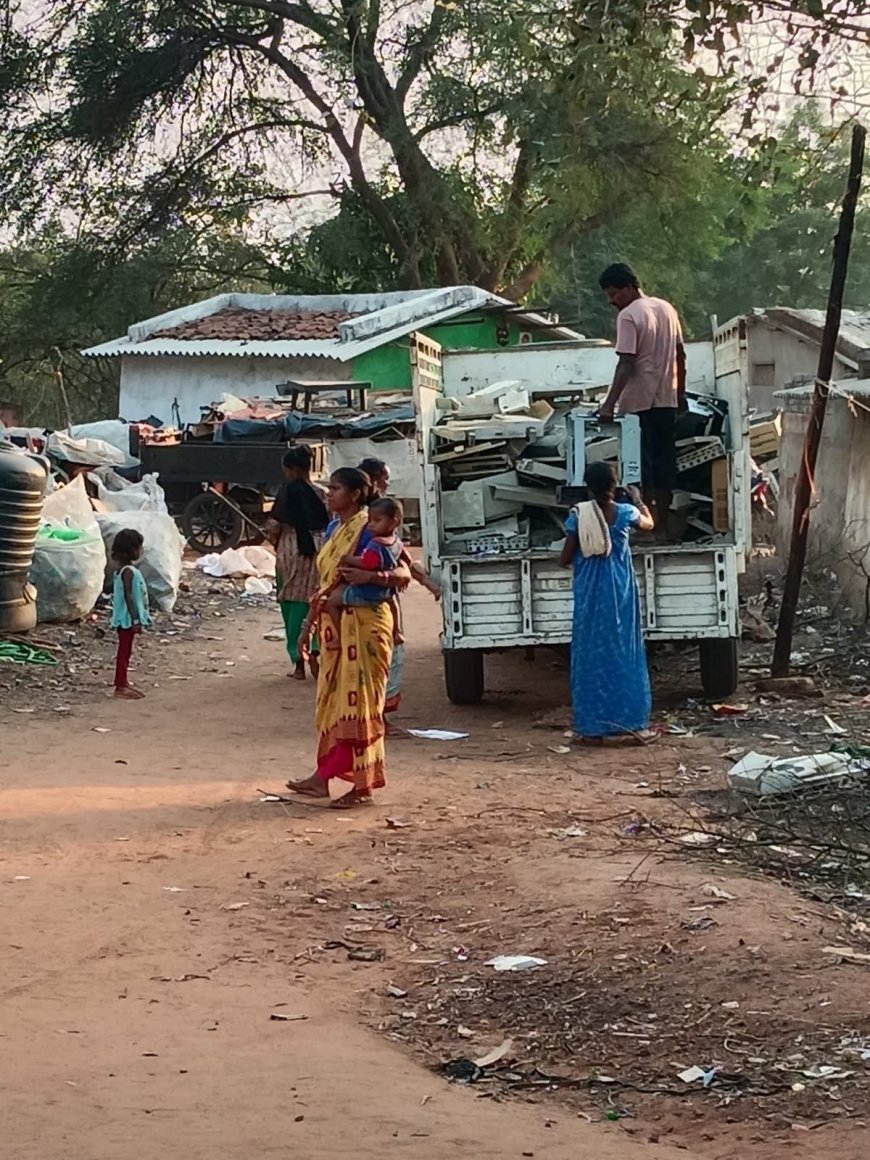 କୁର୍ଲୁପଡାଗ୍ରାମରେ କବାଡି ସର୍ବସଧାରଣରାସ୍ତା ଉପରେ ଜୋର ଦାଖଲ  କରି କବାଡି ବ୍ୟବସାୟ