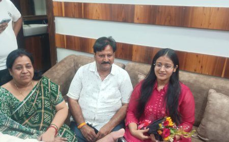 ଓ ସି ଏସ୍ ପରୀକ୍ଷାରେ ଚତୁର୍ଥ ଆସିଲେ କେସିଙ୍ଗା  ଝିଅ କନକ ପ୍ରଭା  ଜୈନ