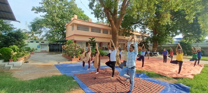 କେସିଙ୍ଗା ସରକାରୀ ବାଳିକା ଉଚ୍ଚ ବିଦ୍ୟାଳୟରେ ୧୨ତମ ଆନ୍ତର୍ଜାତୀୟ ଯୋଗ ଦିବସ ପାଳିତ