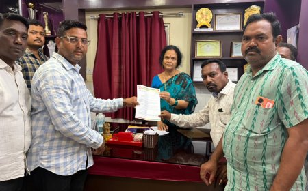 ଆମ୍ବୁଲାନ୍ସ ତ୍ରୁଟିରେ ନାବାଳିକା ମୃତ୍ୟୁ ଘଟଣା: ଯୁବ କଂଗ୍ରେସର ସ୍ମାରକପତ୍ର