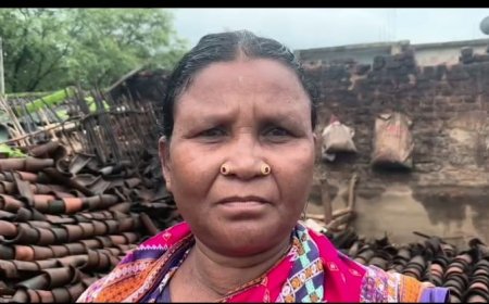 ଲଘୁଚାପଜନିତ ଲଗାଣ ବର୍ଷାରେ ଭୁଶୁଡ଼ିଲା ମାଟି ଘର, ଅଳ୍ପକେ ବର୍ତ୍ତିଲେ ବିଧବା ଯଶୋଦାଙ୍କ ୬ ଜଣିଆ ପରିବାର