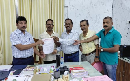 ଗୋପବନ୍ଧୁ ସାମ୍ବାଦିକ ସ୍ୱାସ୍ଥ୍ୟ ବୀମା ବଦଳକୁ ଓଜେୟୁର ବିରୋଧ ଭବାନୀପାଟଣାରେ ସାମ୍ବାଦିକଙ୍କ ପ୍ରତିବାଦ, ମୁଖ୍ୟମନ୍ତ୍ରୀଙ୍କ ଉଦ୍ଦେଶ୍ୟରେ ପ୍ରତିବାଦ ପତ୍ର