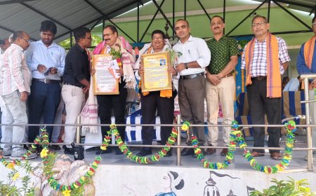 ସମଲେଶ୍ୱରୀ ହାଇସ୍କୁଲ, କୁଣ୍ଡାବନ୍ଧରେ ଦୁଇ ବରିଷ୍ଠ ଶିକ୍ଷକଙ୍କୁ ଭାବବିହ୍ୱଳ ବିଦାୟ ସମ୍ବର୍ଦ୍ଧନା