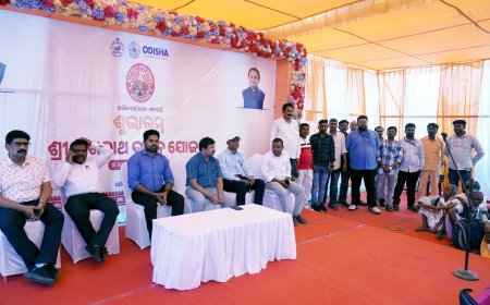ଶ୍ରୀ ଜଗନ୍ନାଥ ଦର୍ଶନ ଯୋଜନାରେ ୩୭୫ ତୀର୍ଥଯାତ୍ରୀ ୧୧ଟି ଏସି ବସ୍‌ରେ ପୁରୀ ଅଭିମୁଖେ ଯାତ୍ରା