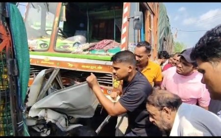 ଟ୍ରକ୍–ପିକଅପ୍ ମୁହାଁମୁହିଁ ଧକ୍କା: ଡ୍ରାଇଭର ମୃତ, ହେଲ୍ପର ଗୁରୁତର