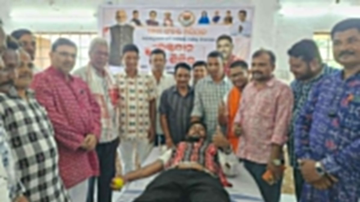 ବିଜେପି ପକ୍ଷରୁ ସେବା ସଂକଳ୍ପ ଅଭିଯାନ ରେ ସ୍ବେଚ୍ଛାକୃତ ରକ୍ତଦାନ ଶିବିର ୭୩ ୟୁନିଟ ସଂଗୃହିତ।